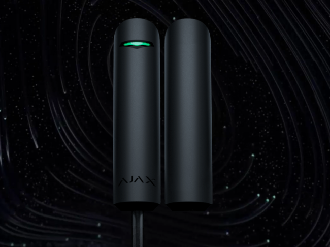 "alt" DoorProtect Fibra: Seguridad Reinventada
